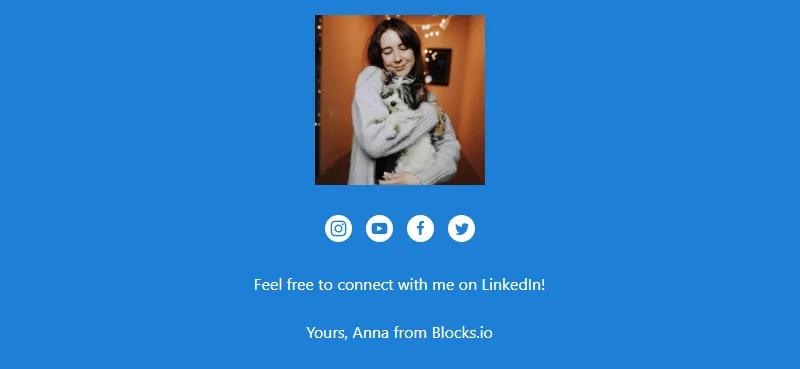 a ready custom-made email signature in Blocks